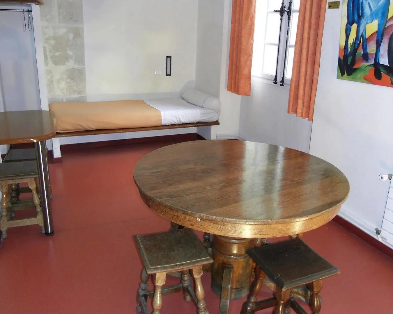Mije Marais Hostel